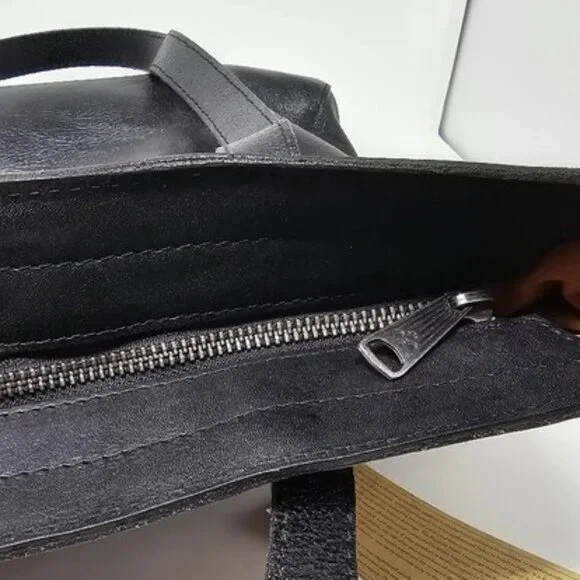 Patricia Nash™ Heritage Viana North/South Tote. - Picture 2 of 5